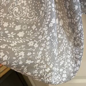 Gray Patterned Scarf